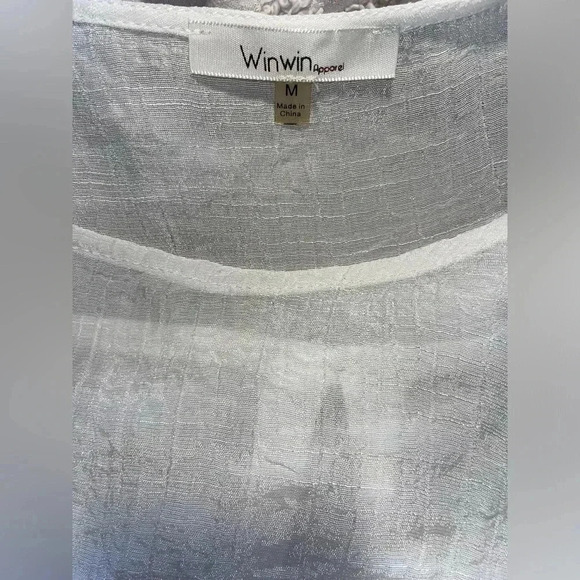 Win Win Apparel White Blouse Crochet Trim Top - Picture 2 of 4